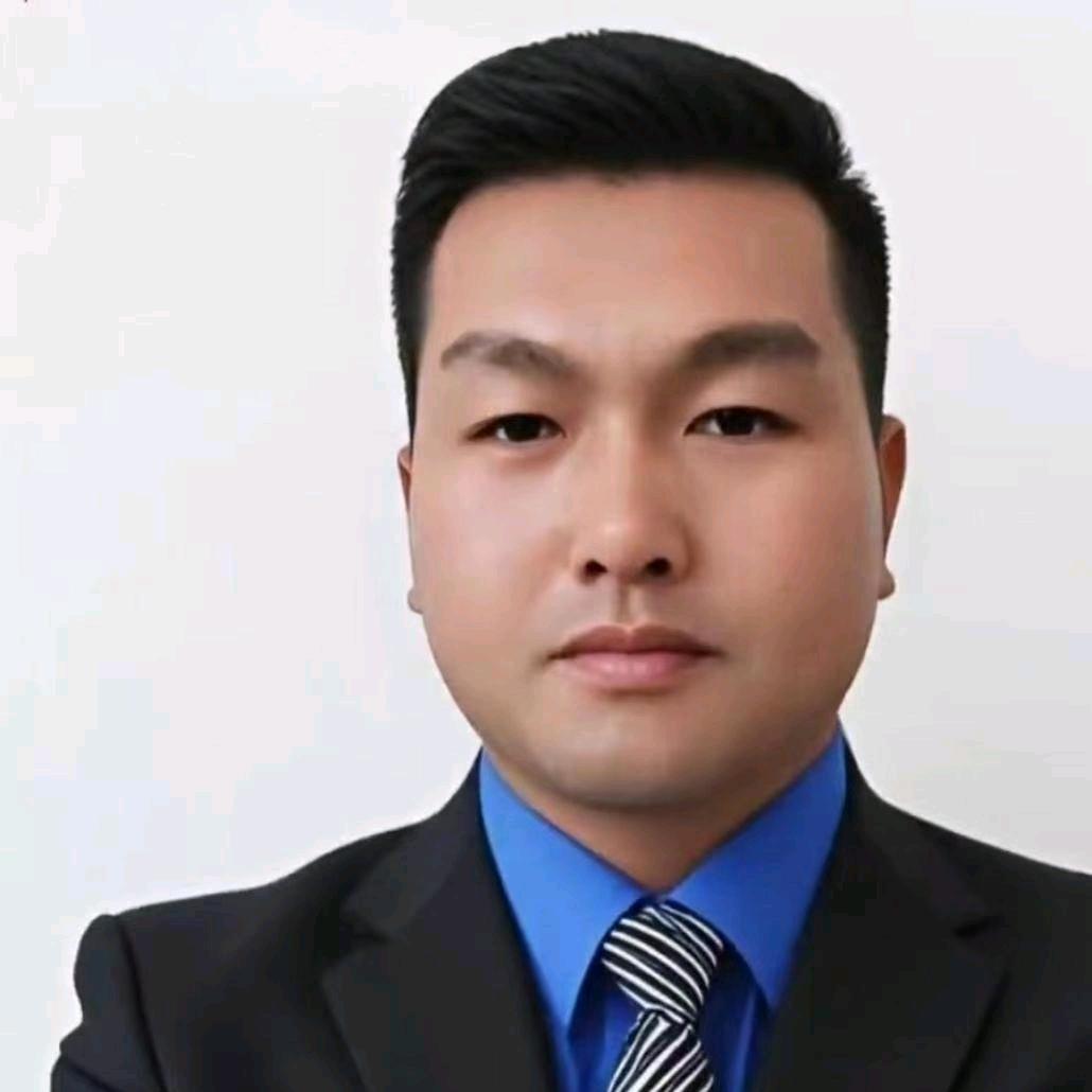 丽江居通 汪发