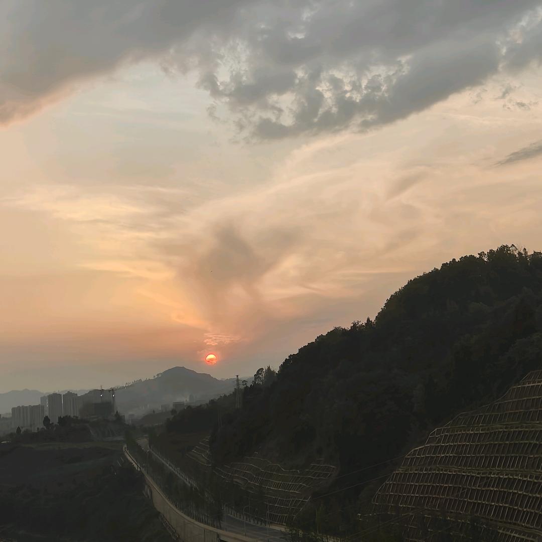 宇宙无敌究极进化螺旋升天超级暴龙战士