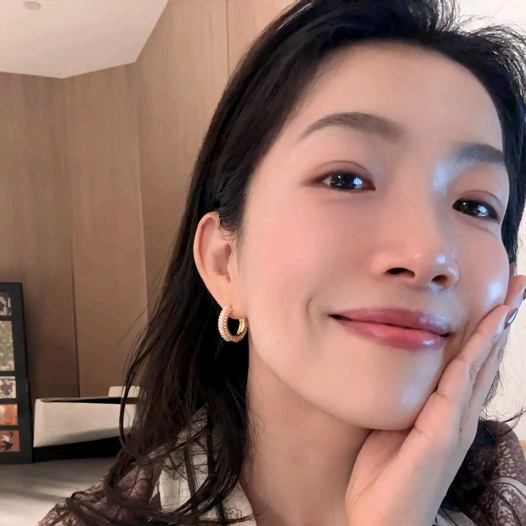 幸运燕儿 直播现货