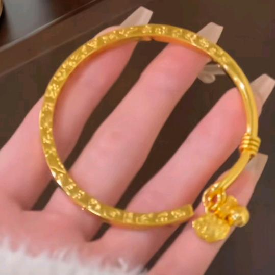 @@微笑女王👸🏻👑👑