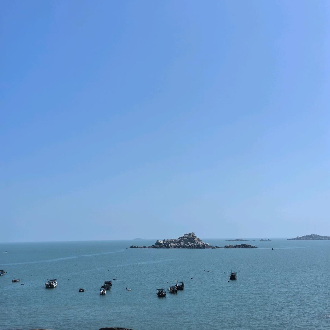 吖䕱