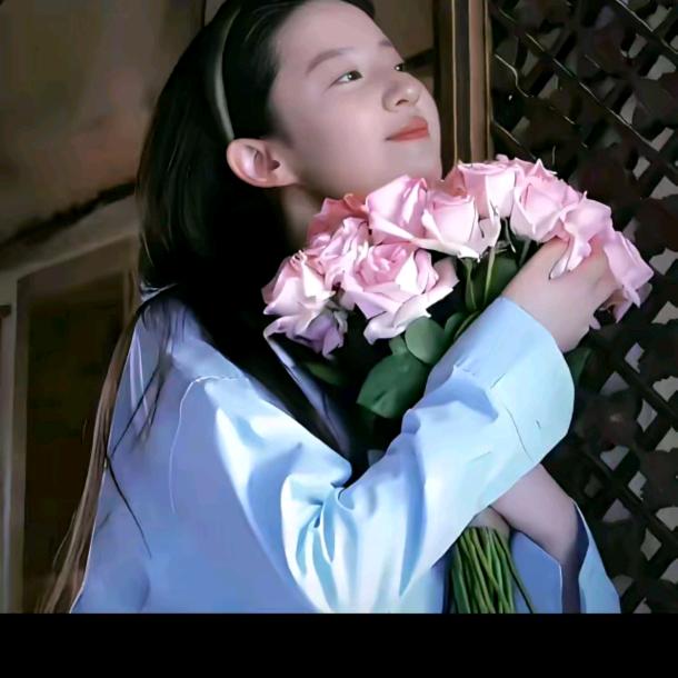 蔷静.