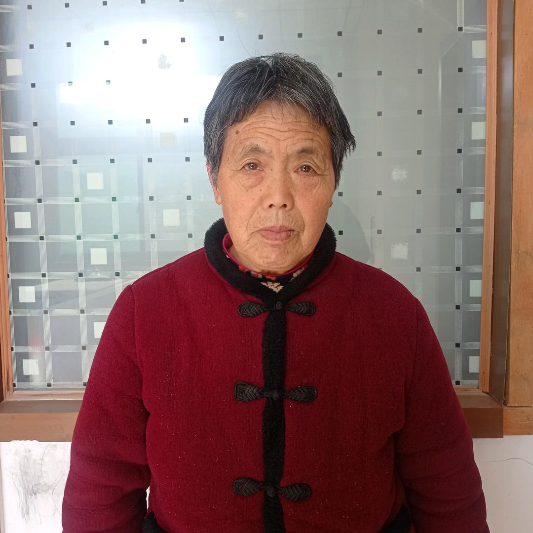 梅花朵朵  13:10开播