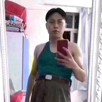 我在直播间看女主播乞讨