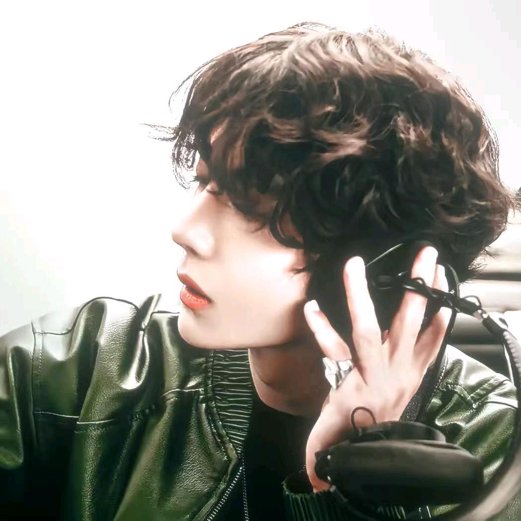 ——周千斤.💚