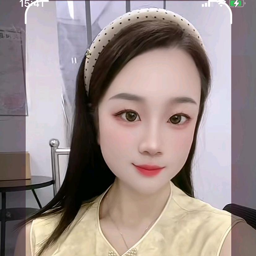 爱吃榴莲的小仙女