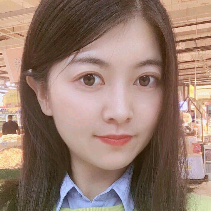 浅浅一笑