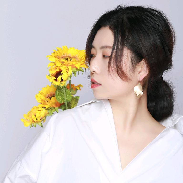 芳芳呐🌻