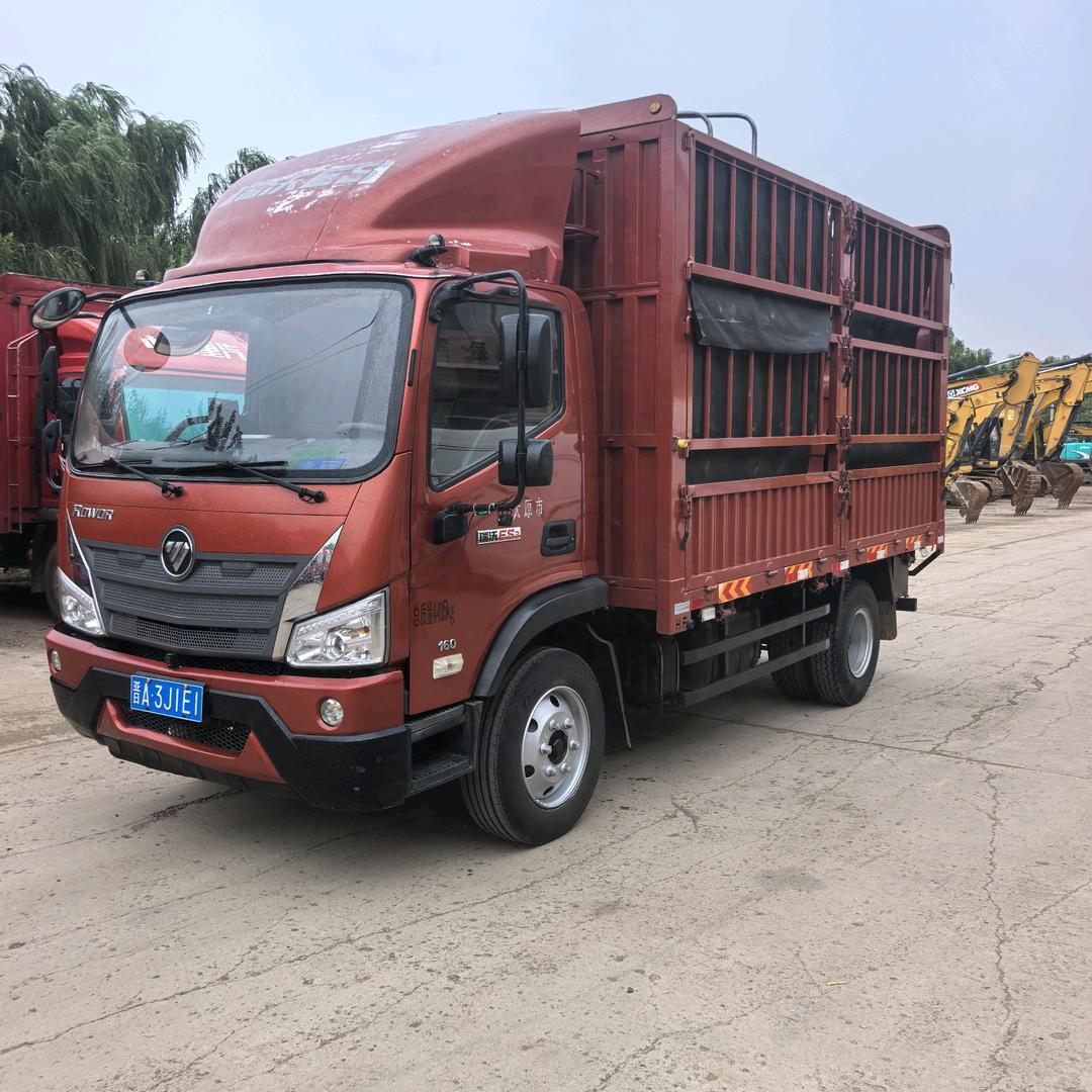 高价求购各种4米2蓝牌货车