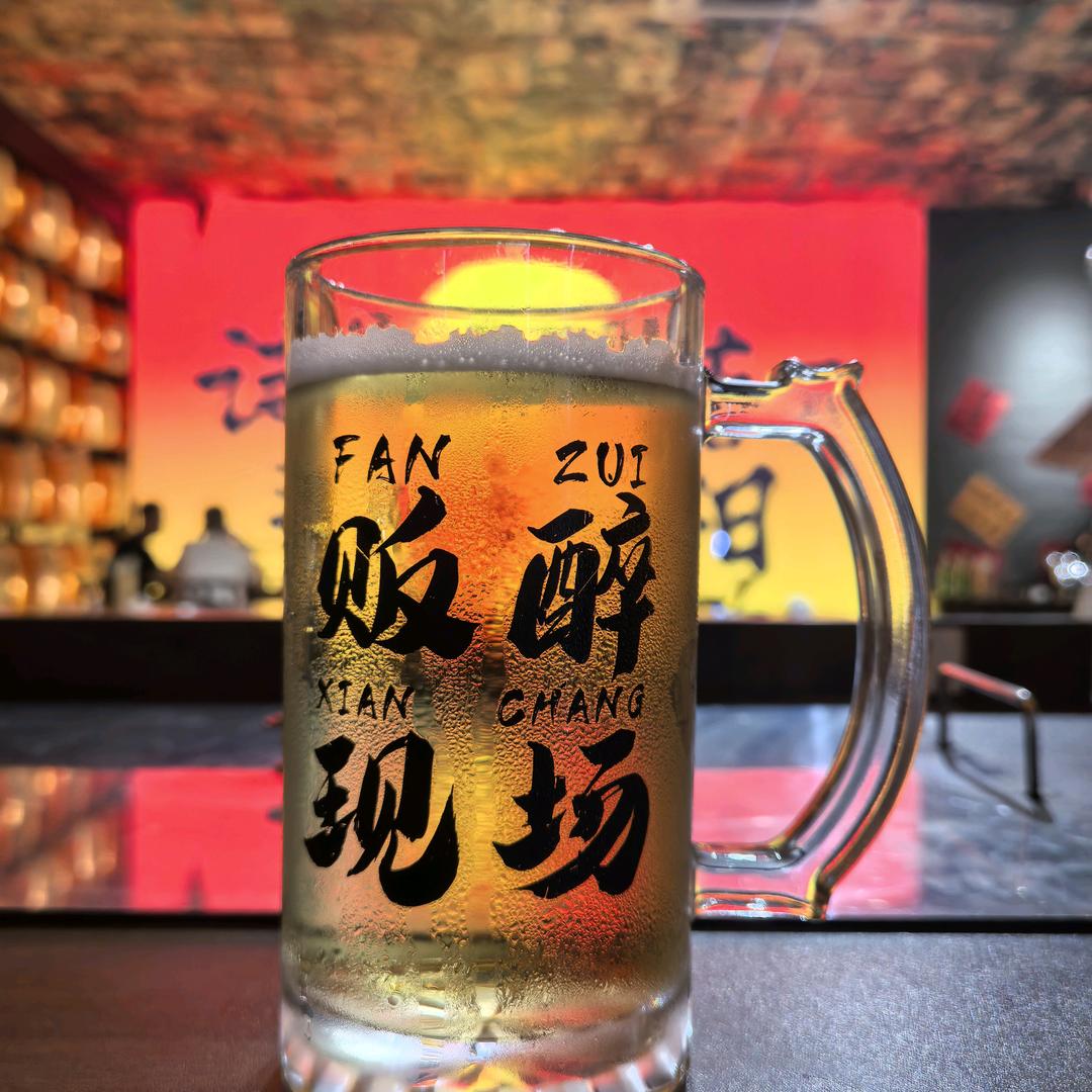 雅丽围炉煮串店小二（安居街3v斜对面）