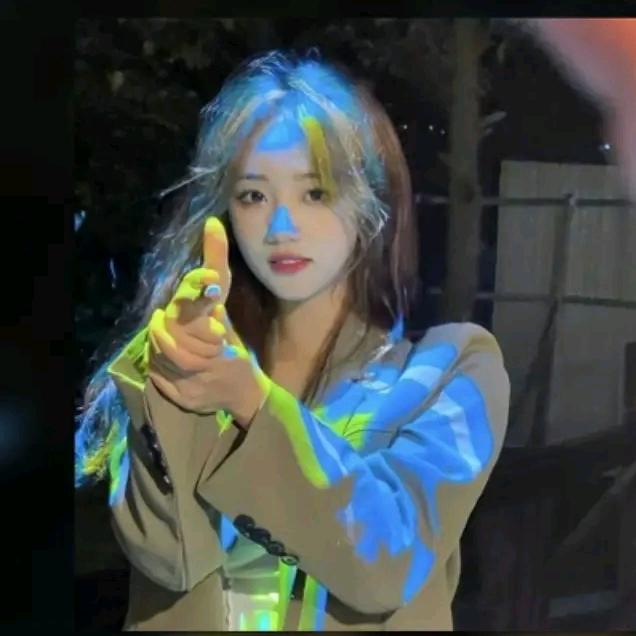 ₍˄·͈༝·͈˄*₎◞ ̑̑池池范