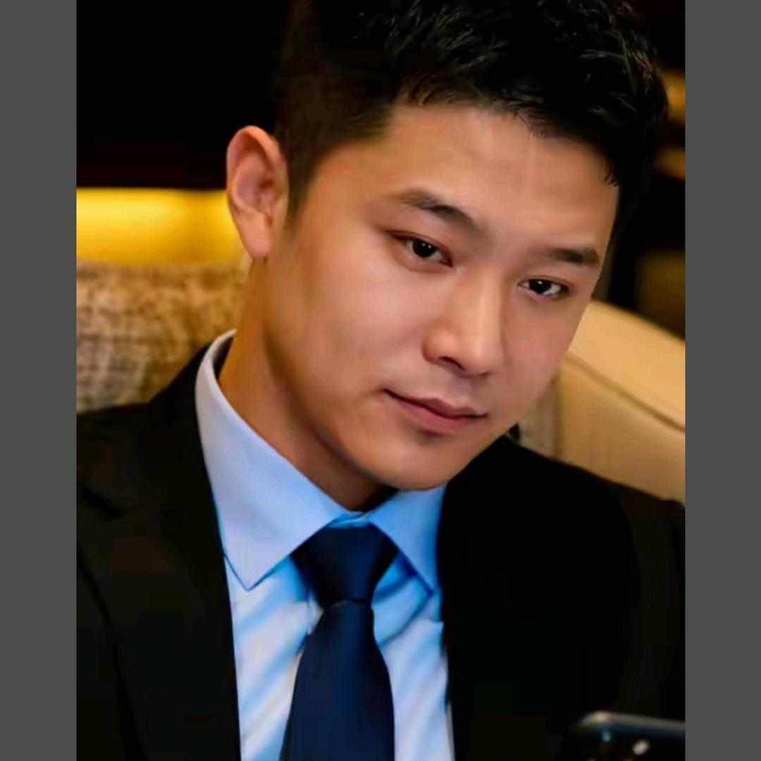 《百年王立安酒》总部★杨先生