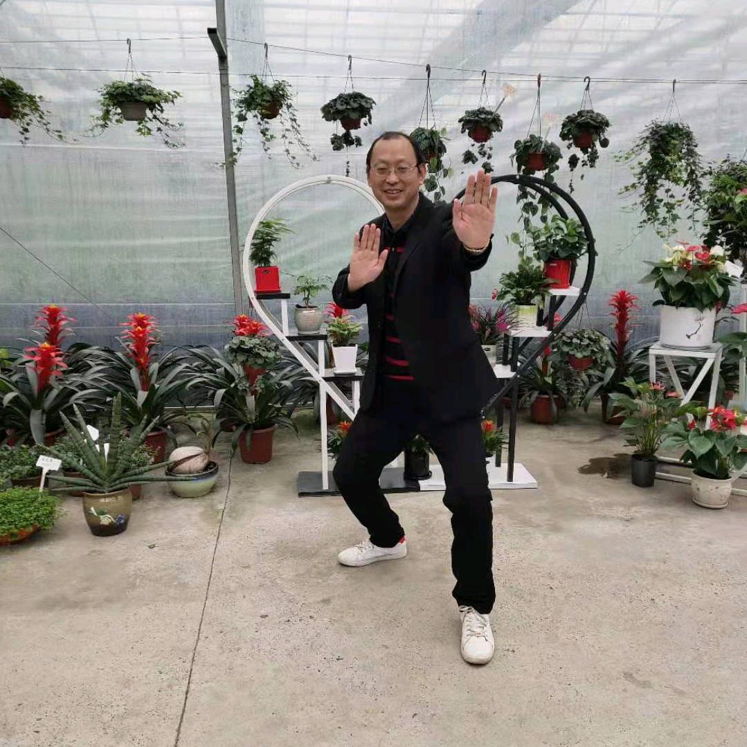 有神在体