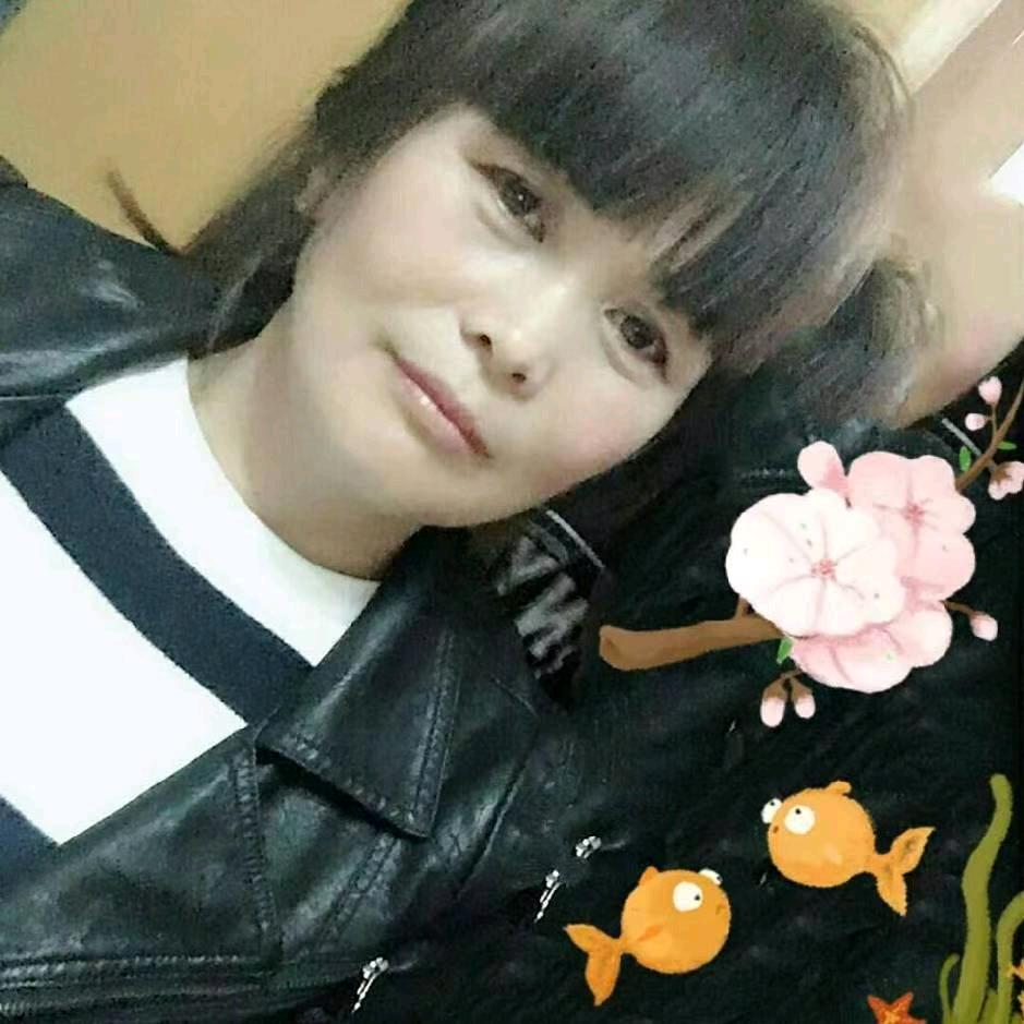 陈逸铭的奶奶