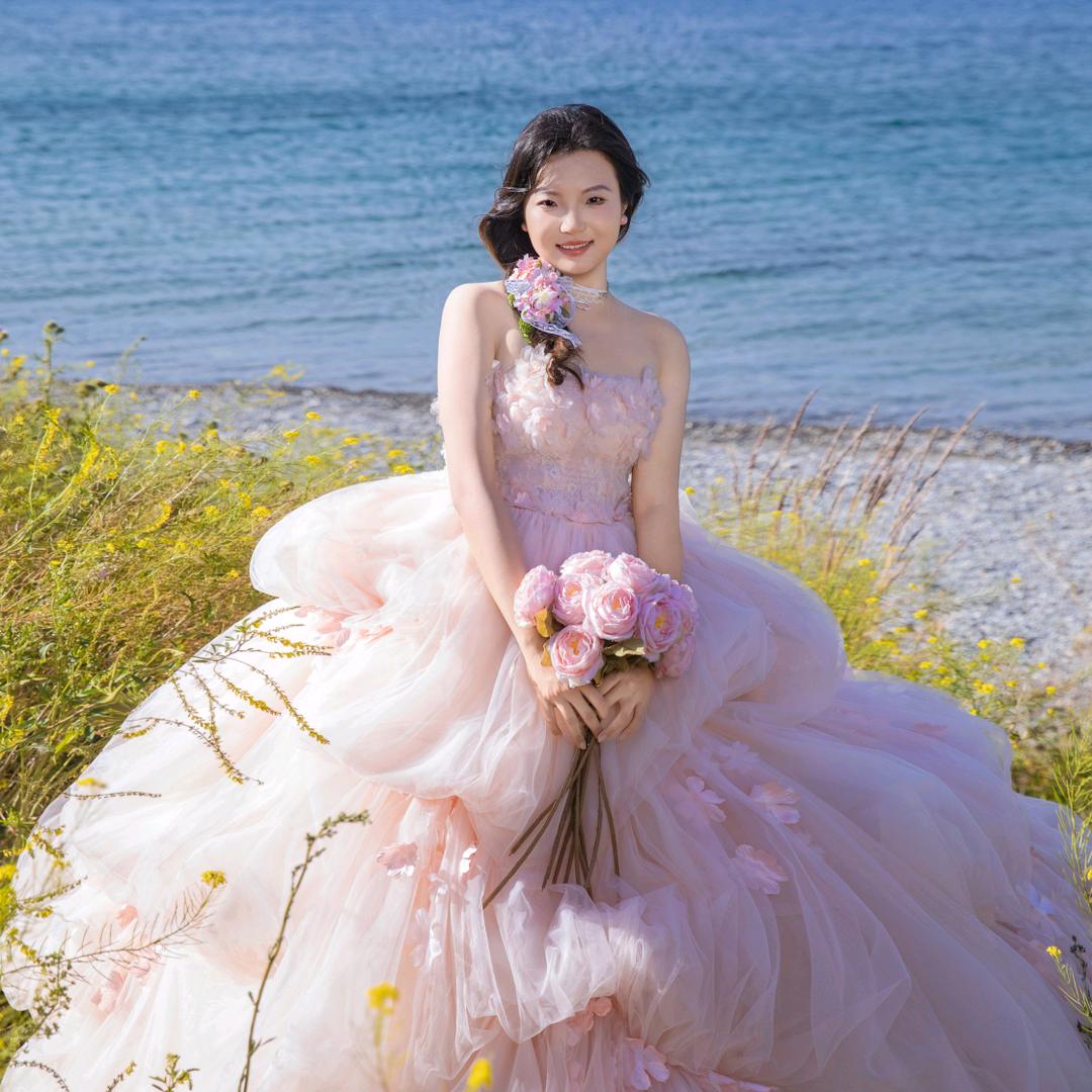 阿芙乐尔🧚🏻‍♀️