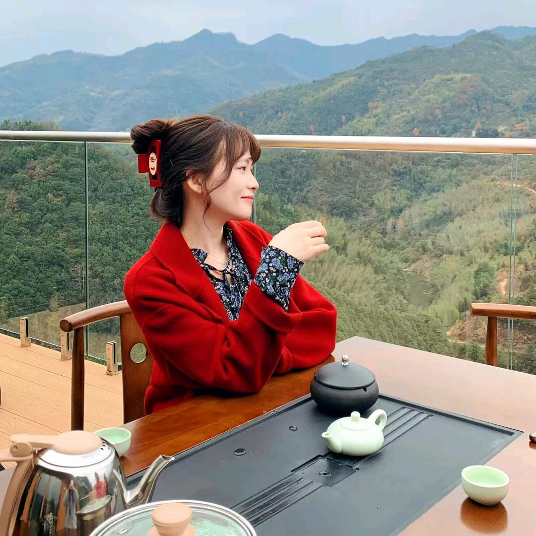 湛婷