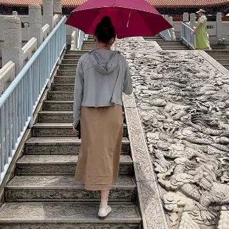 江女士