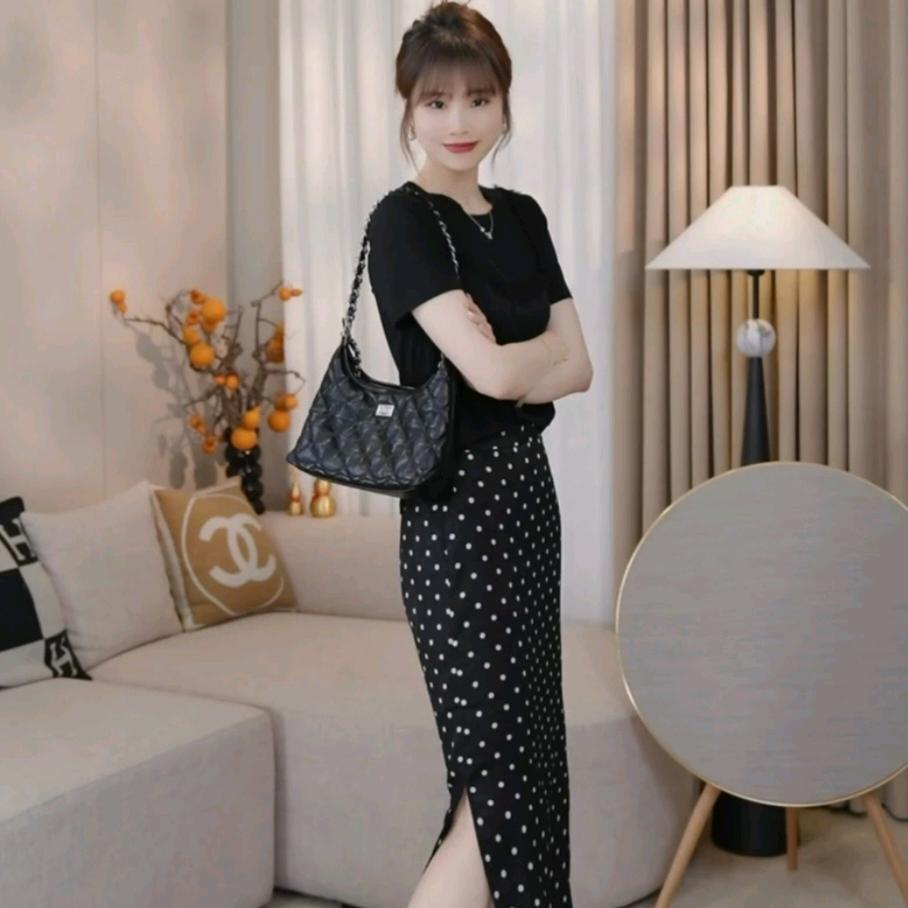 萌姐穿搭定制女装👗👗👗