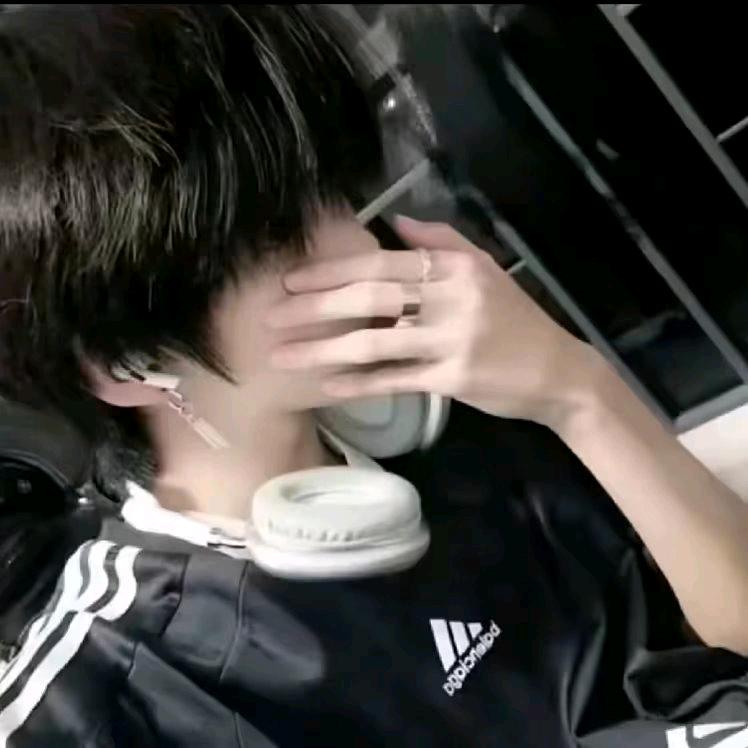 小周周