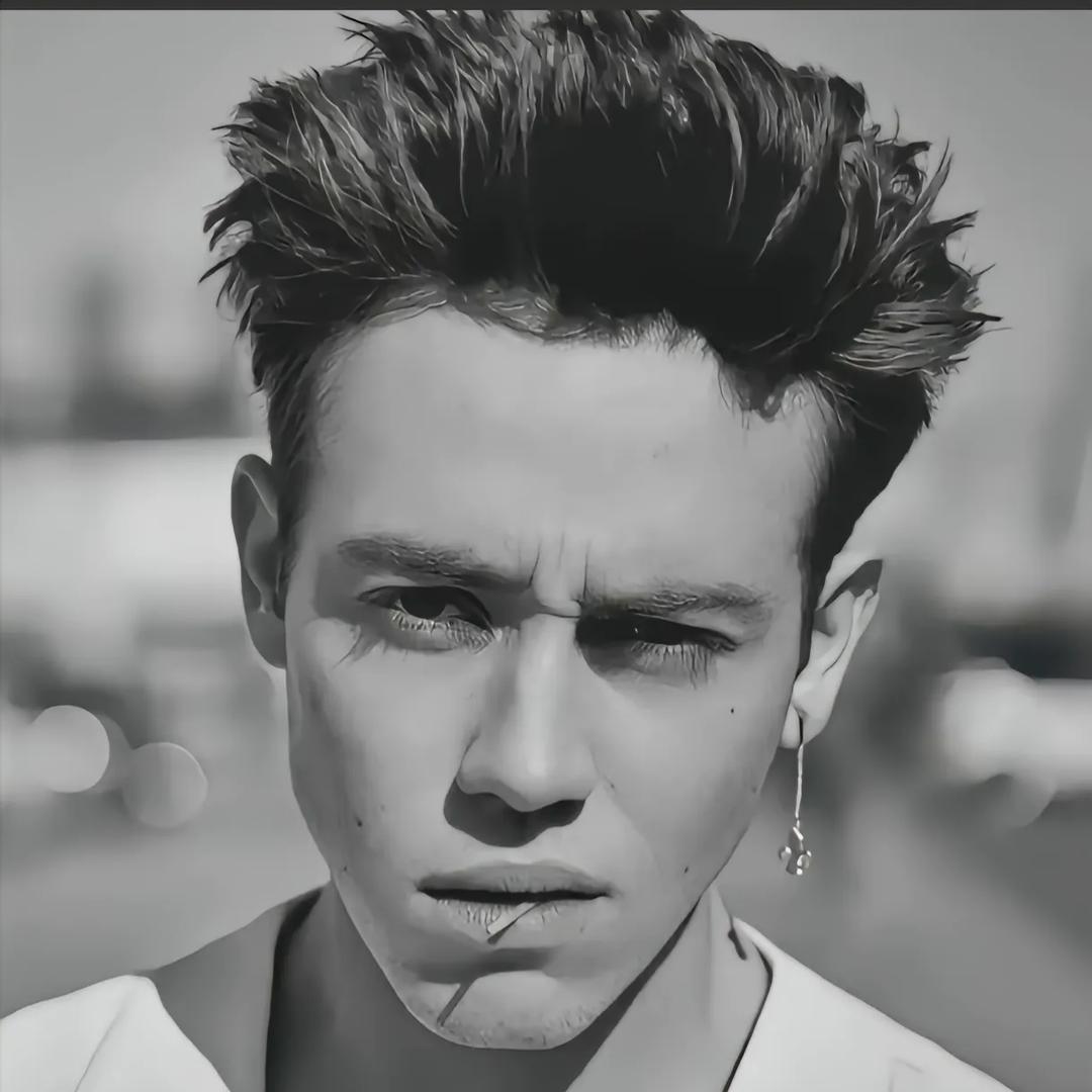 悲伤就大口干饭