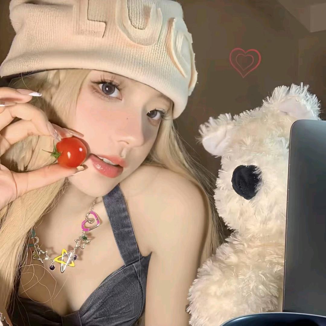 .🍥草莓甜卷ུ