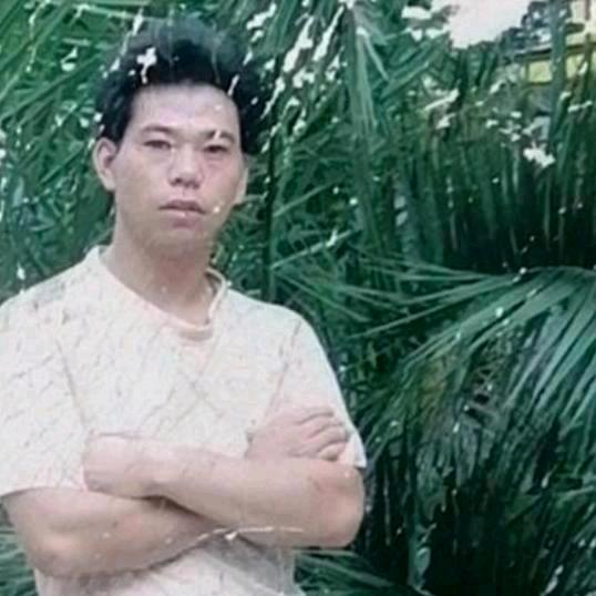 一条河水向东流