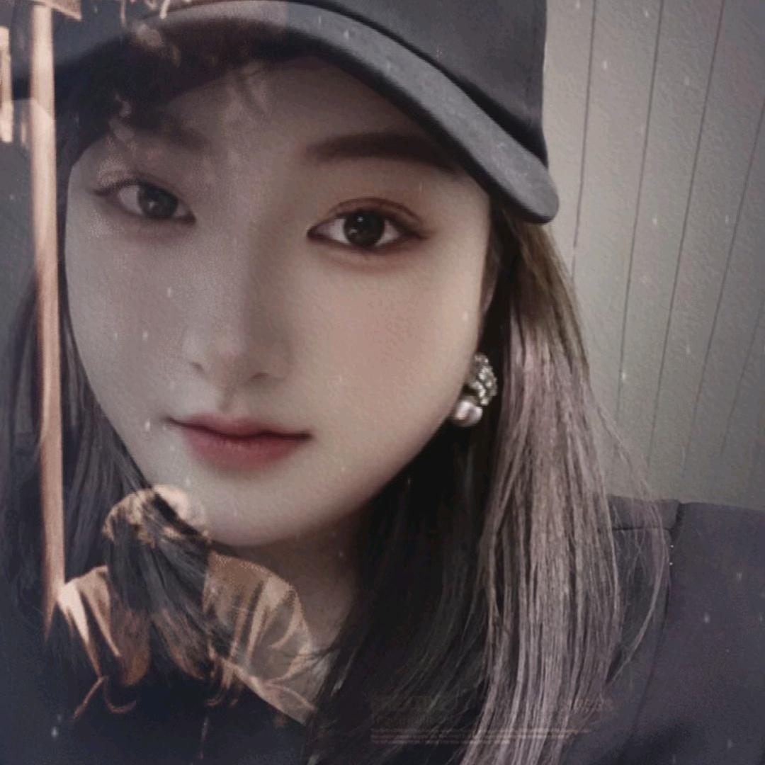 一个卖豆干的小姐姐