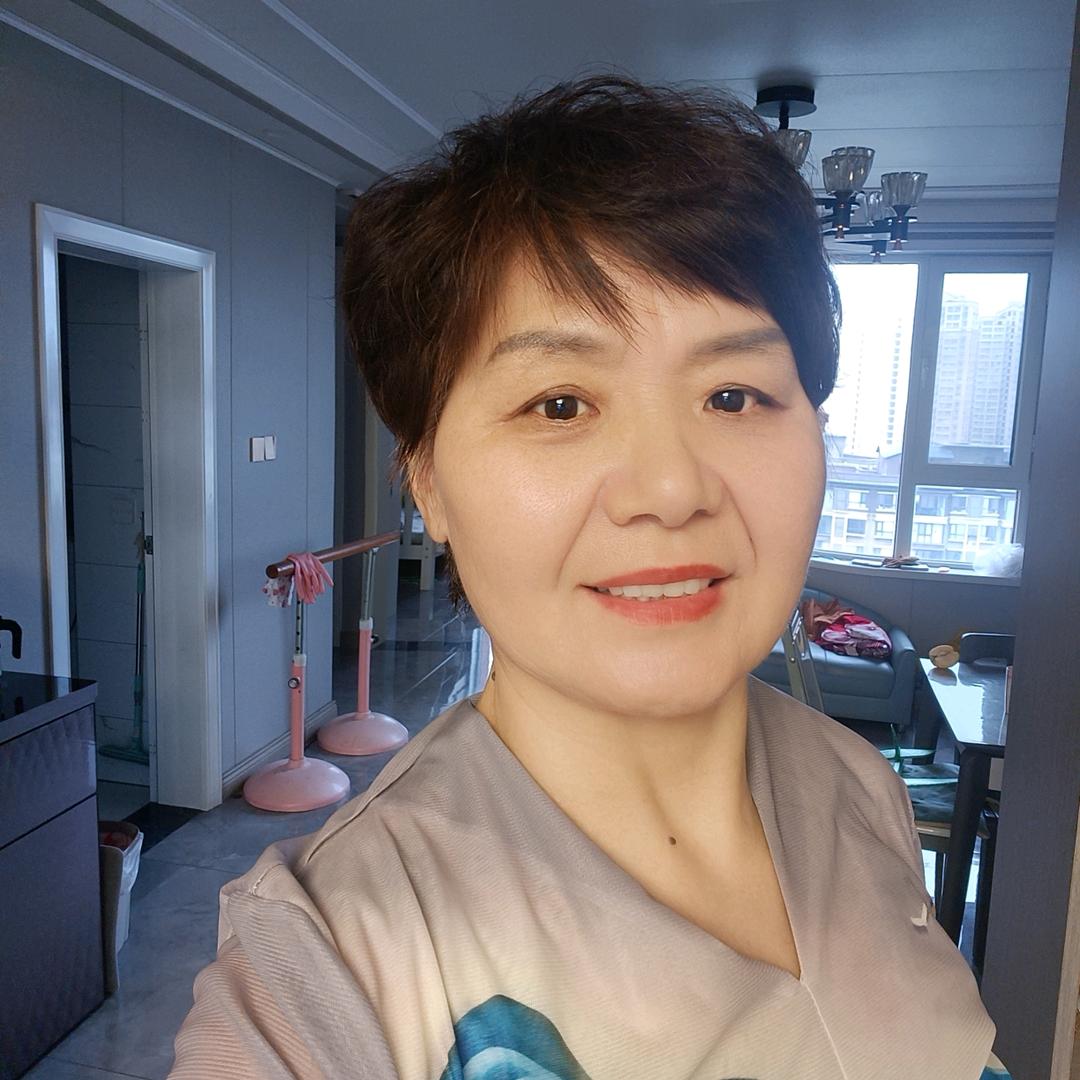老王在周营摆摊。