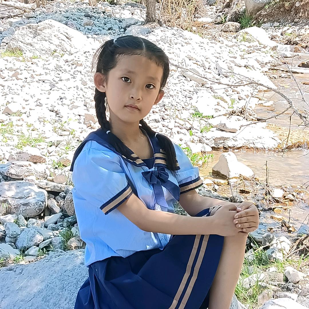 爱跳舞的小鱼儿