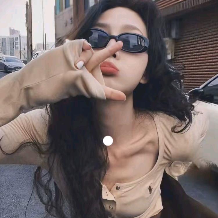 𝓗𝓾𝓪𝓷𝓰 ᥫᩣ