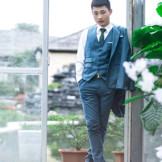 路飞一样的男人