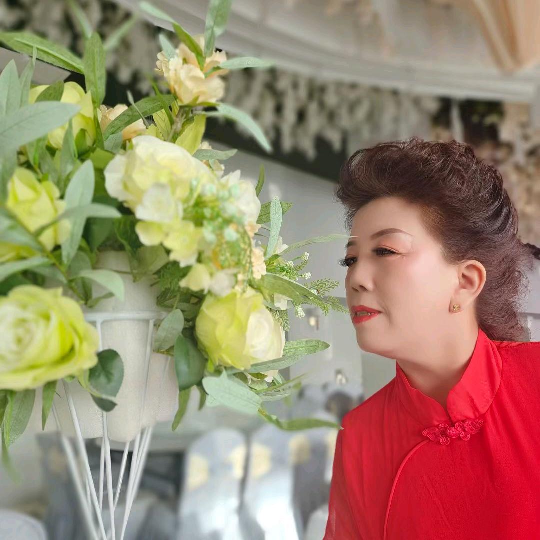 心若芷萱