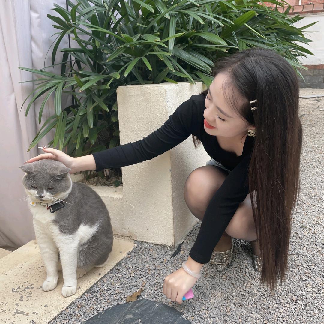 她.