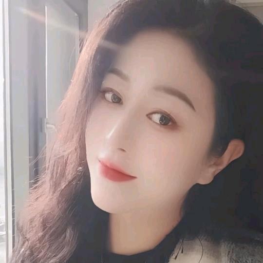 明明茶摊，手打柠檬鲜果茶