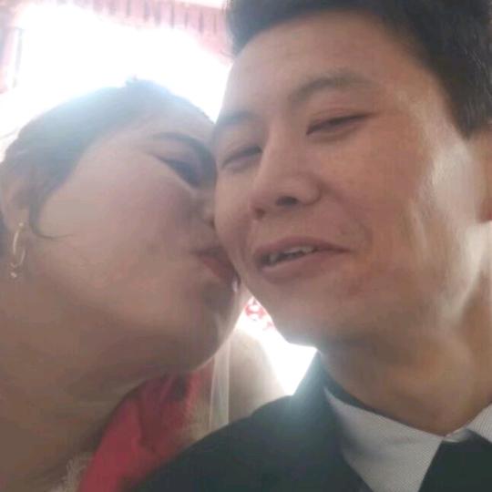 小德在在外地