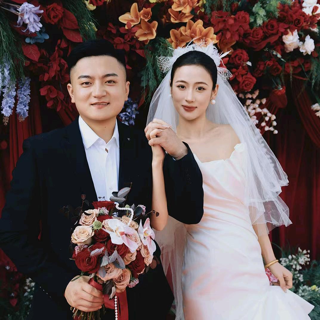 徐子轩24号歌拉丝歌洗护专场