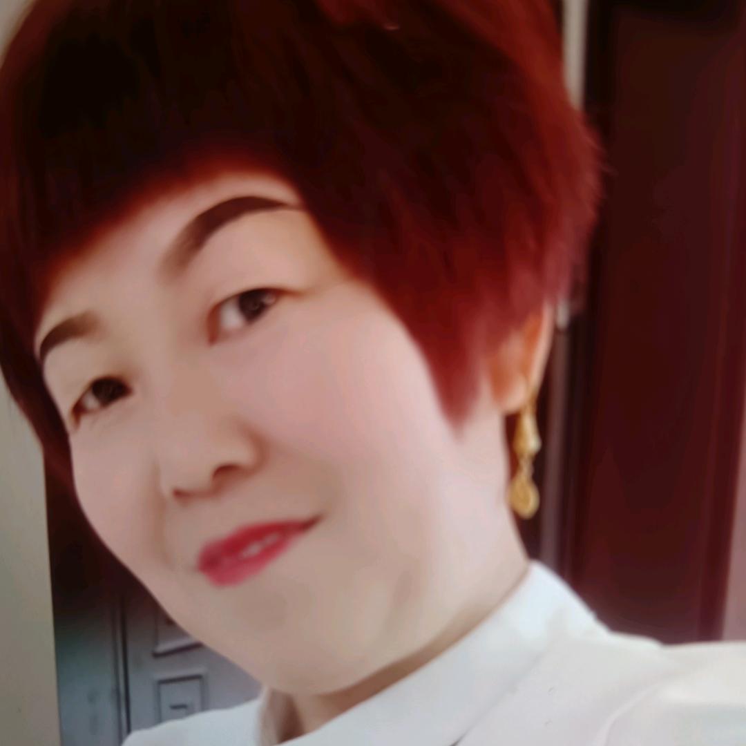 何润霞中午11点半开播