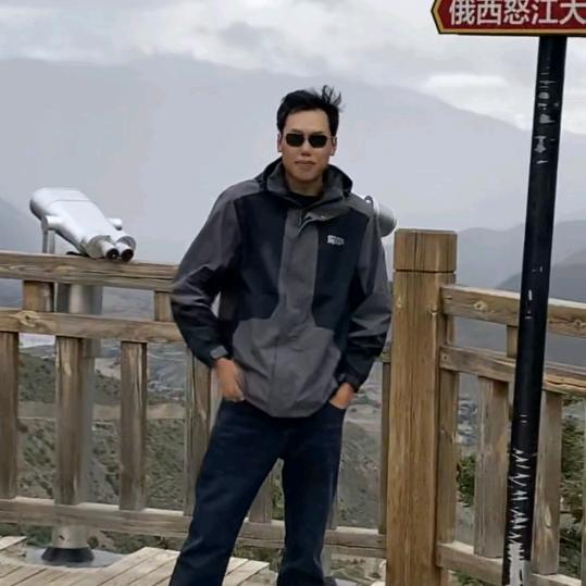 很酷不高冷