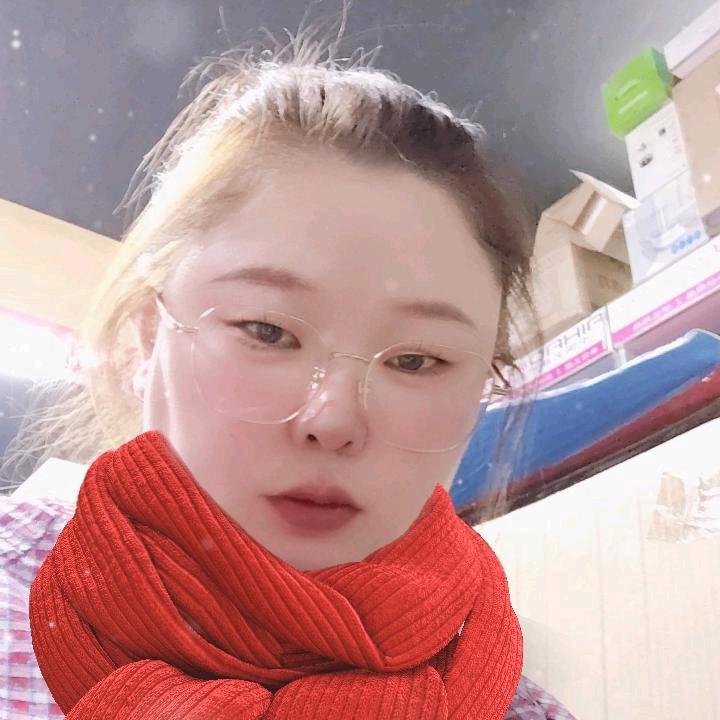 塑明星莲姐在内蒙