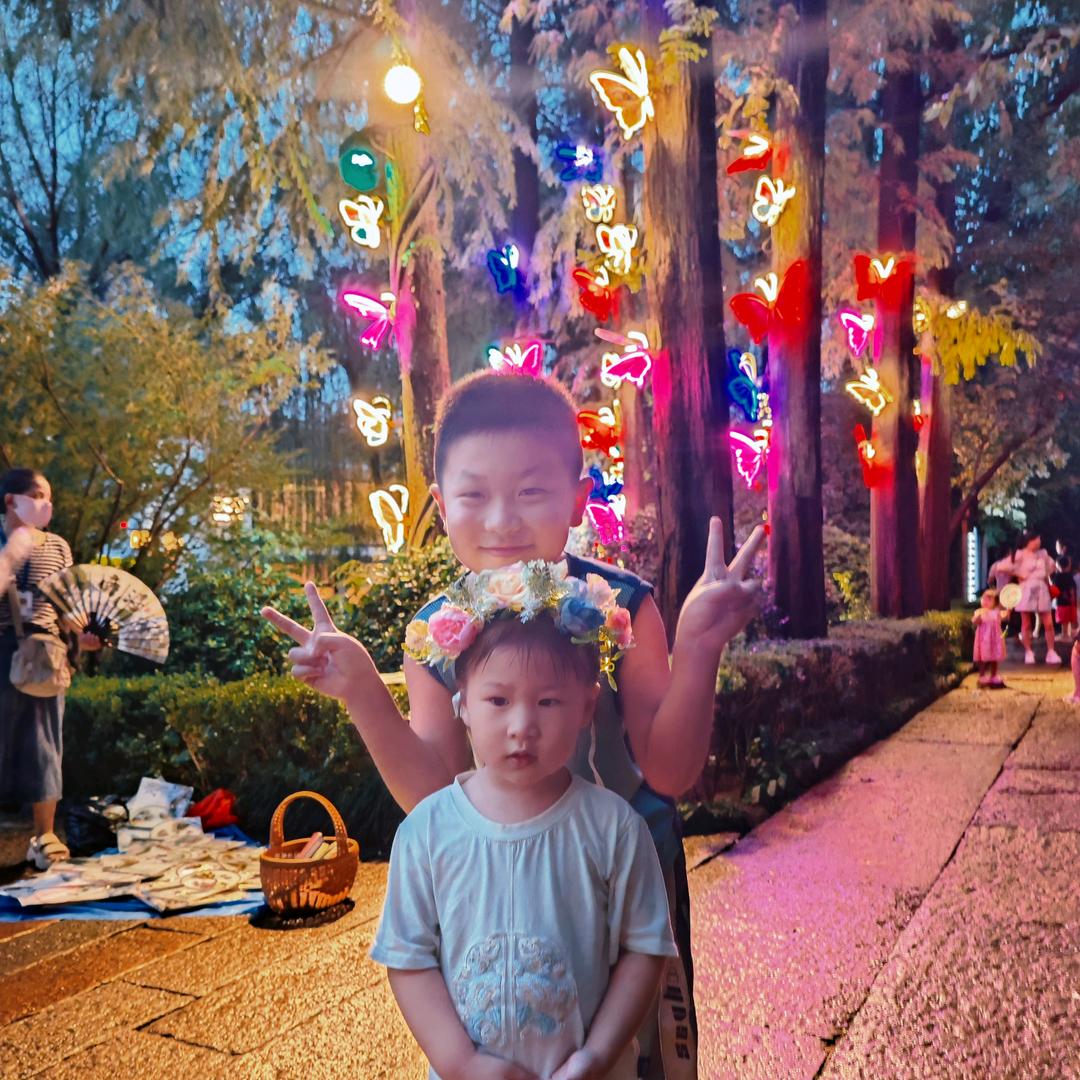 喵喵情报焗♛♥