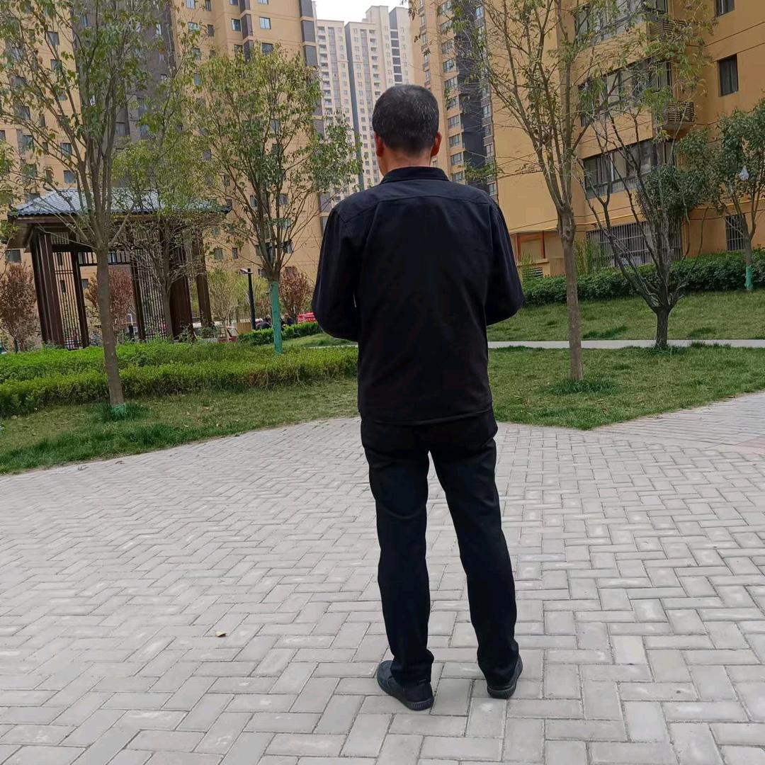 最熟悉的陌生人，