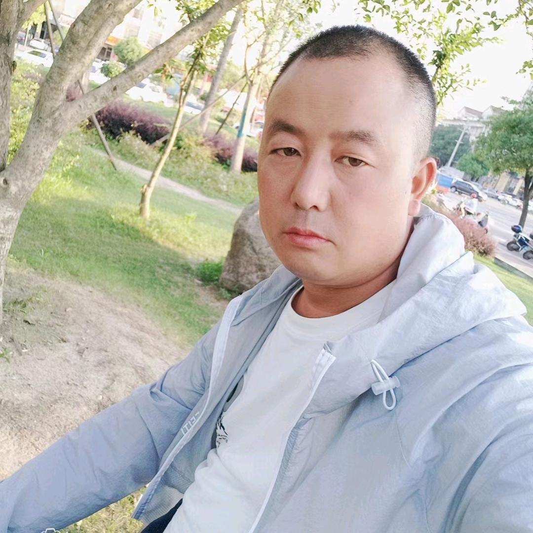 单身龙哥小郑装修