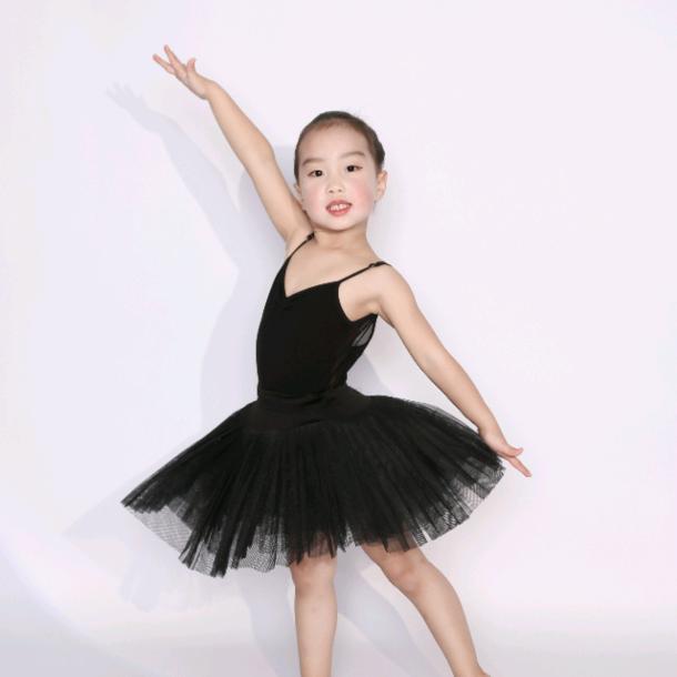 闫李🈶光🔥