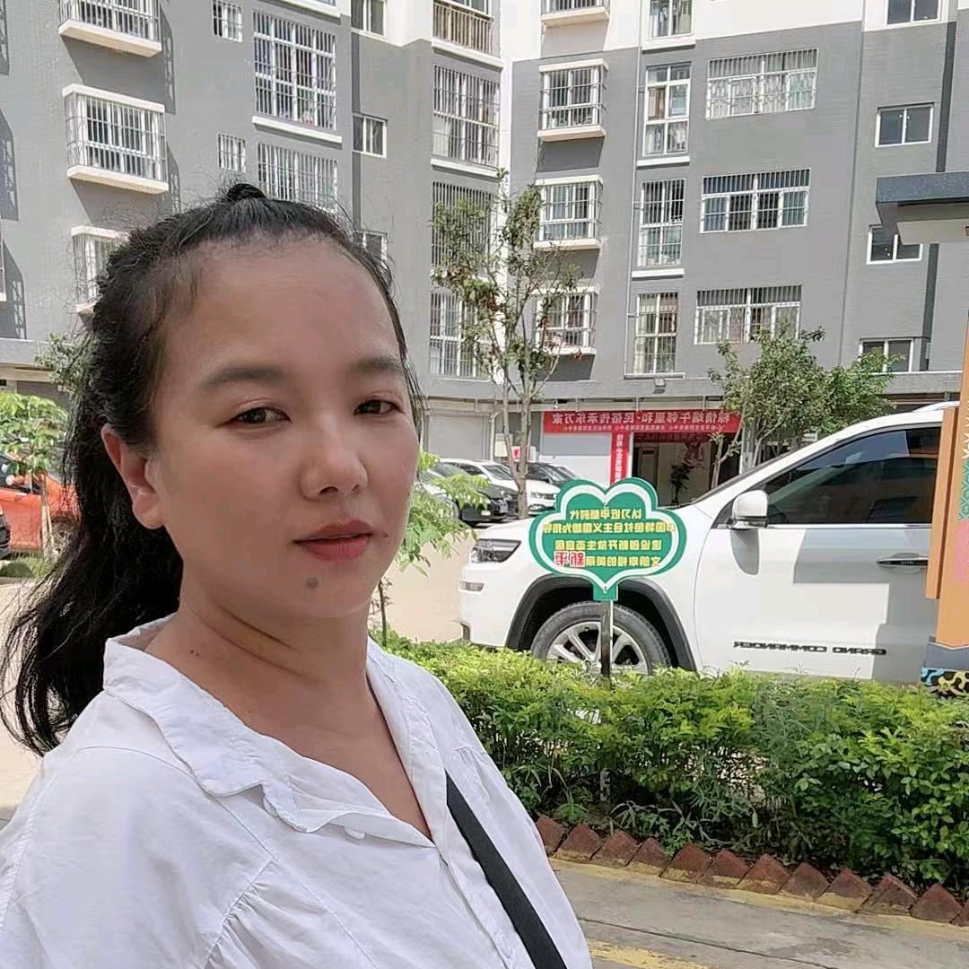 新平卖房子的曹露丹（曹翠兰）