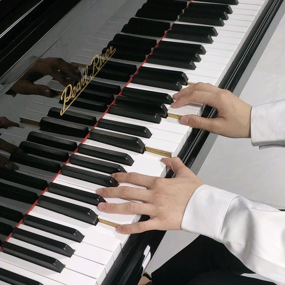 아직 남아있는 니 향기 泡面哥🎹