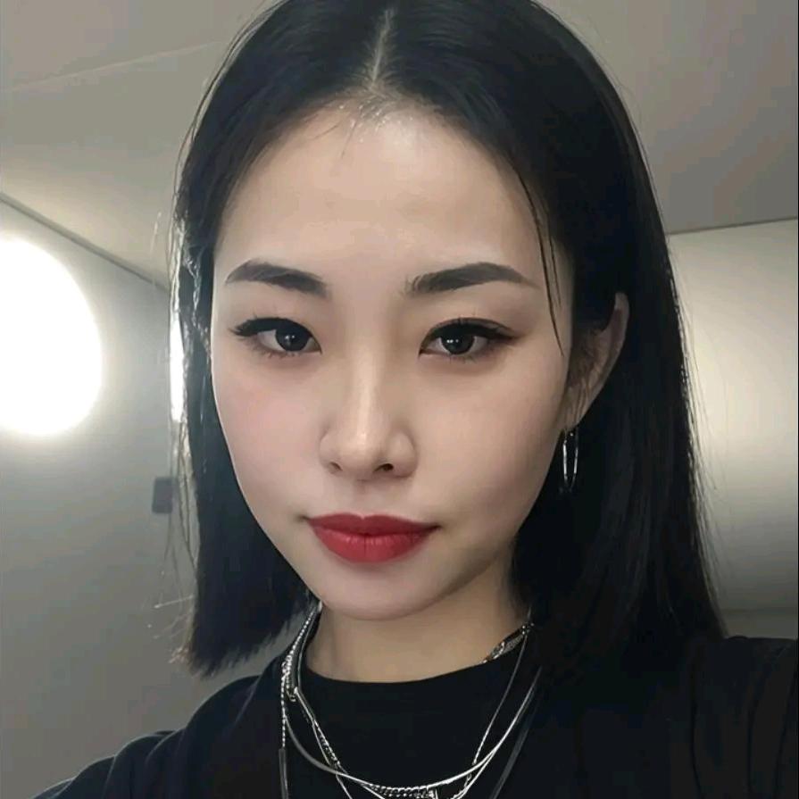珠宝小姐姐雪儿