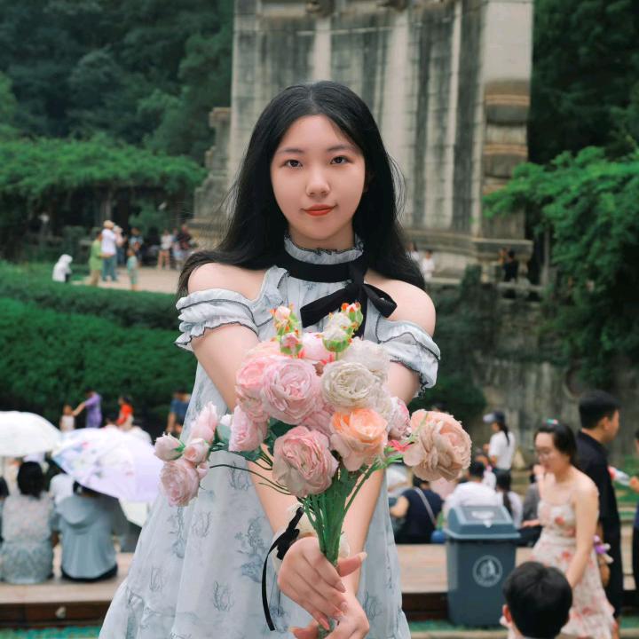 小危（Lena）