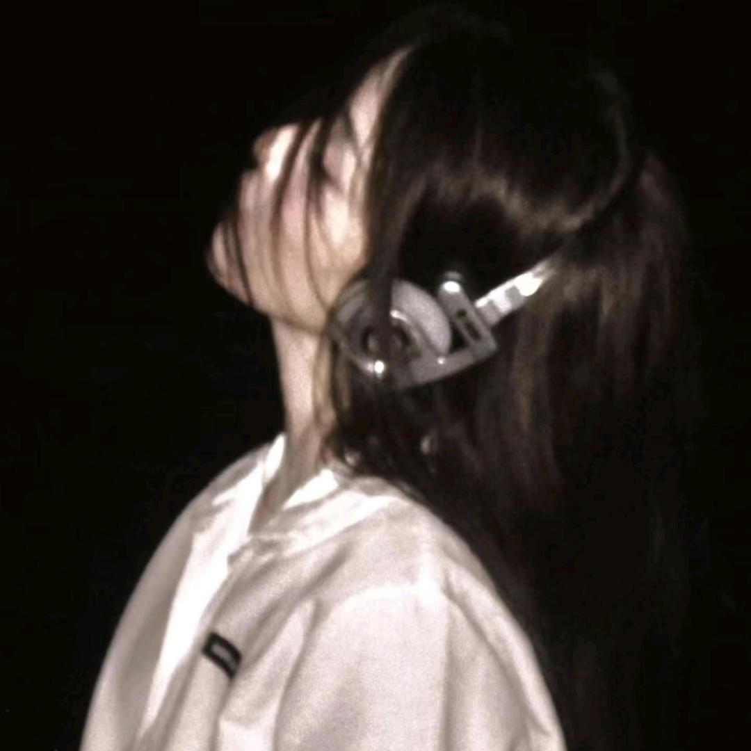 iukoi77_virs