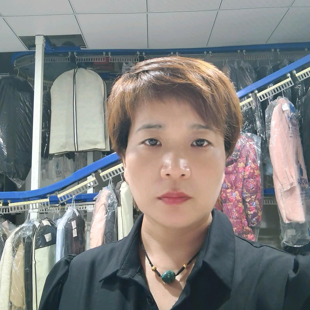 公园时代洗衣柴店长奥特洗福莱洗衣会所