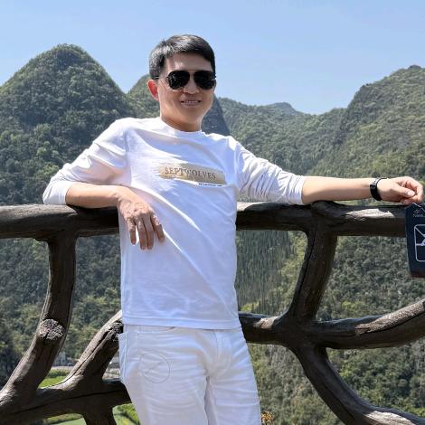 刘鹏（味长沙酒楼）